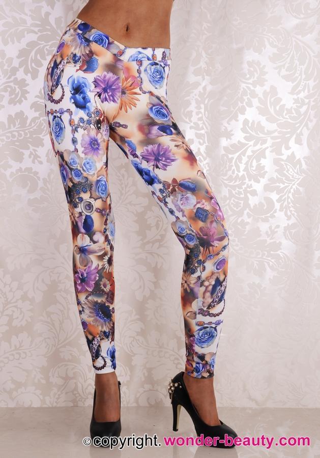 Romantic Blue Rose Manor Leggings 