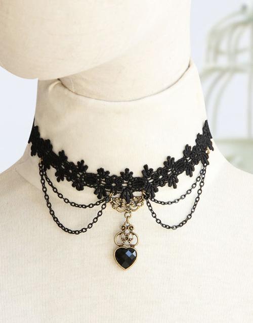 Balck Retro Choker with Heart Crystal & Chains