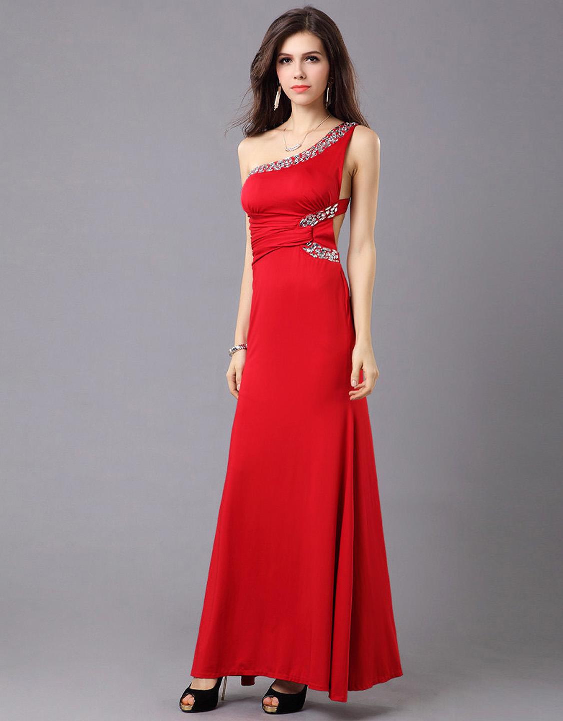 Evening Gown Matte Satin neckline with a single shoulder