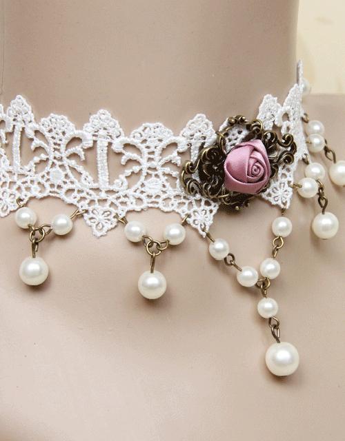 White Lace Pearl Pendant Vintage Choker 