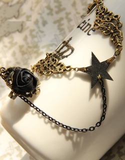 Retro Street  Punk Star Bracelet with Ring 