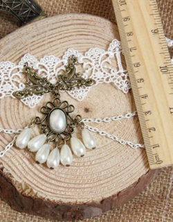 Vintage White Faux Pearl Choker