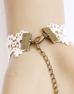 White Beaded Bracelet with Green Dahlia