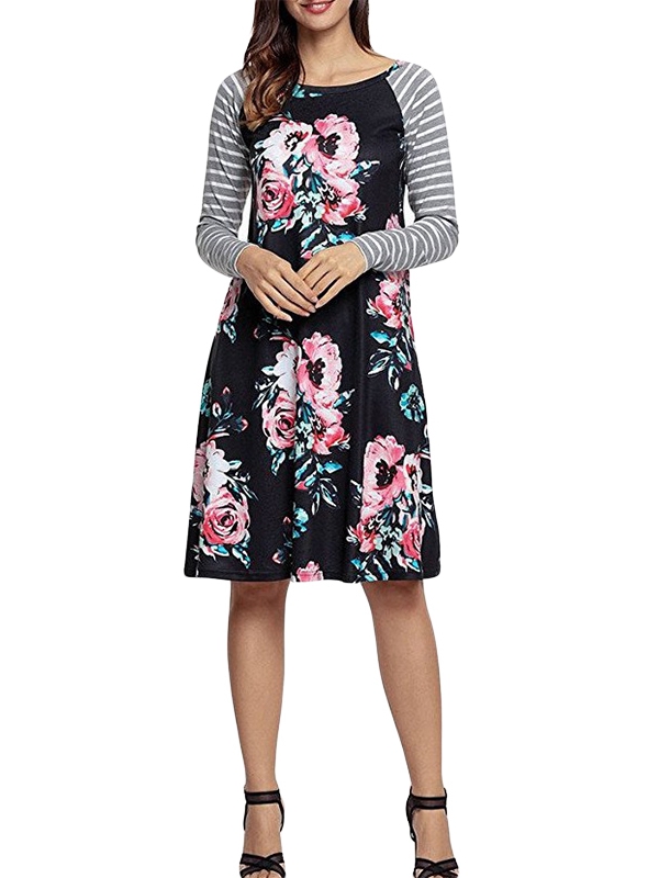 Black Backdrop Floral Print A-line Loose T-shirt Dress