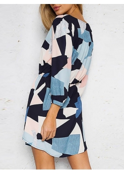 Women Geometric Print V Neck Dress