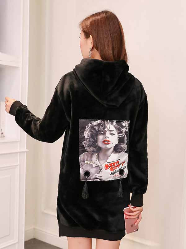 Euramerican Round Neck Portrait Printed Dress